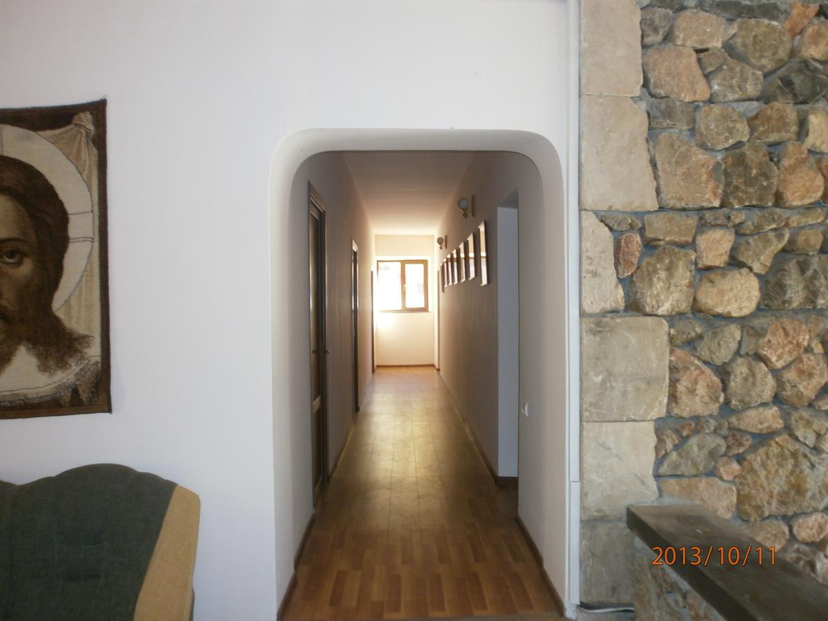 Noravank'S Hotel Арени Экстерьер фото