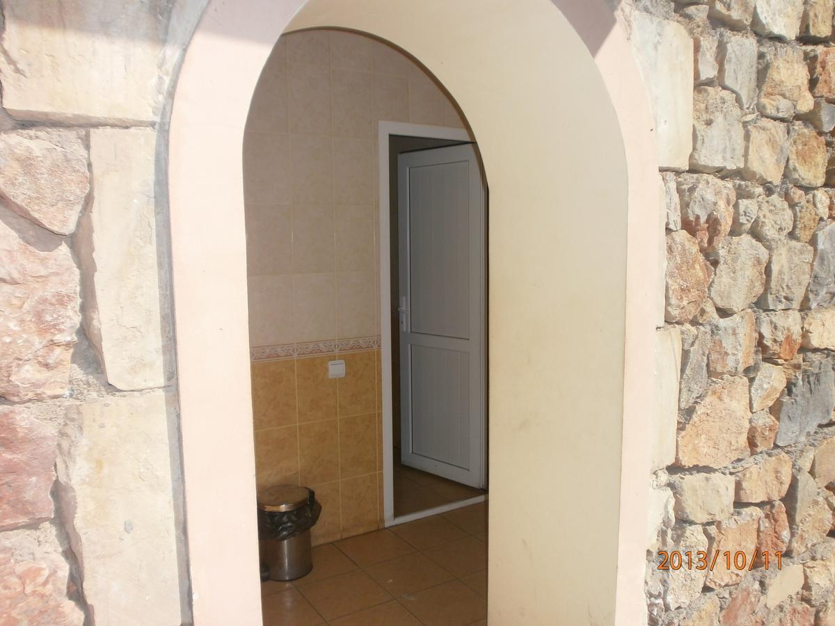Noravank'S Hotel Арени Экстерьер фото