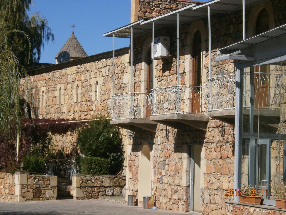 Noravank'S Hotel Арени Экстерьер фото