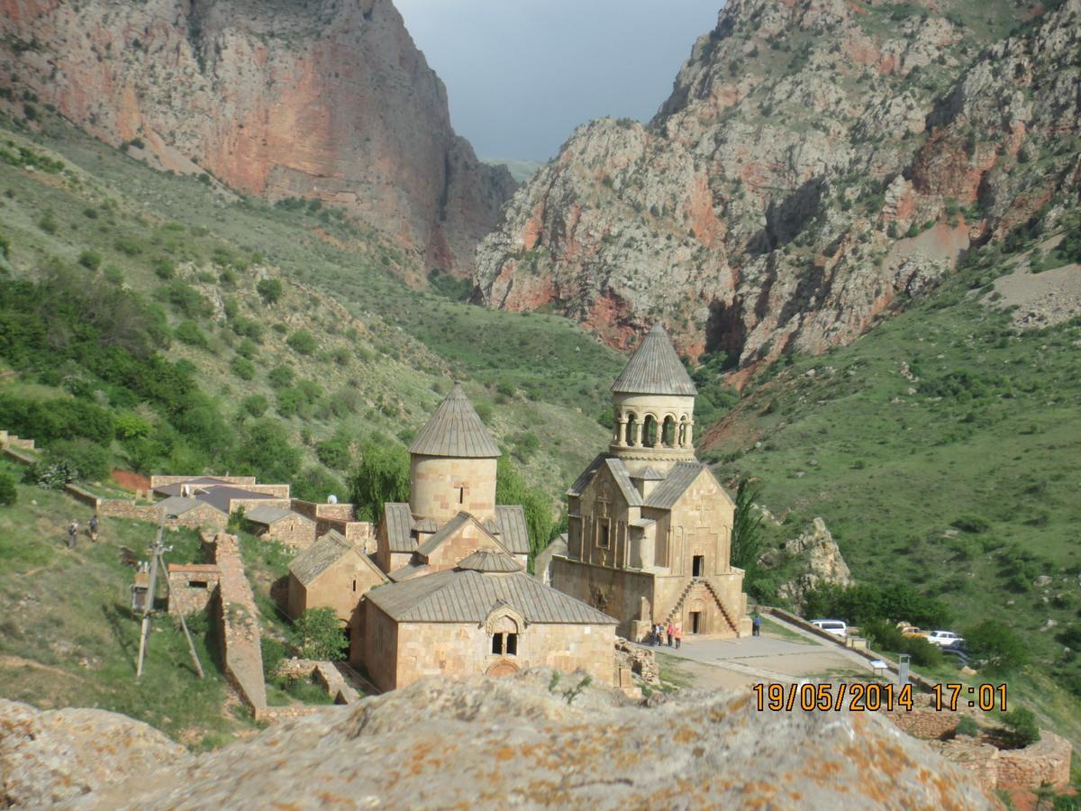 Noravank'S Hotel Арени Экстерьер фото