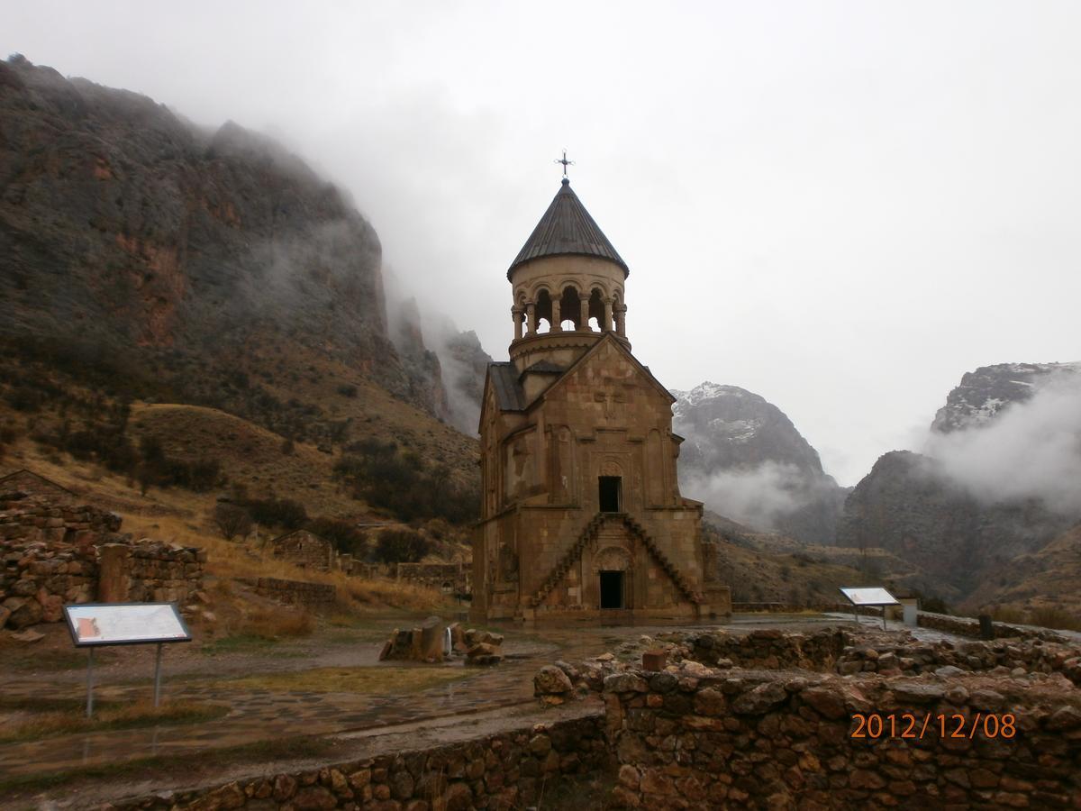 Noravank'S Hotel Арени Экстерьер фото
